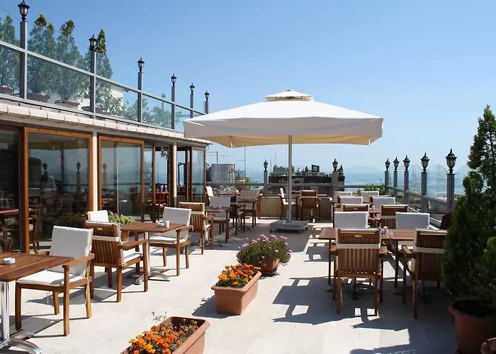 Sultanhan Special Class Hotel 4*